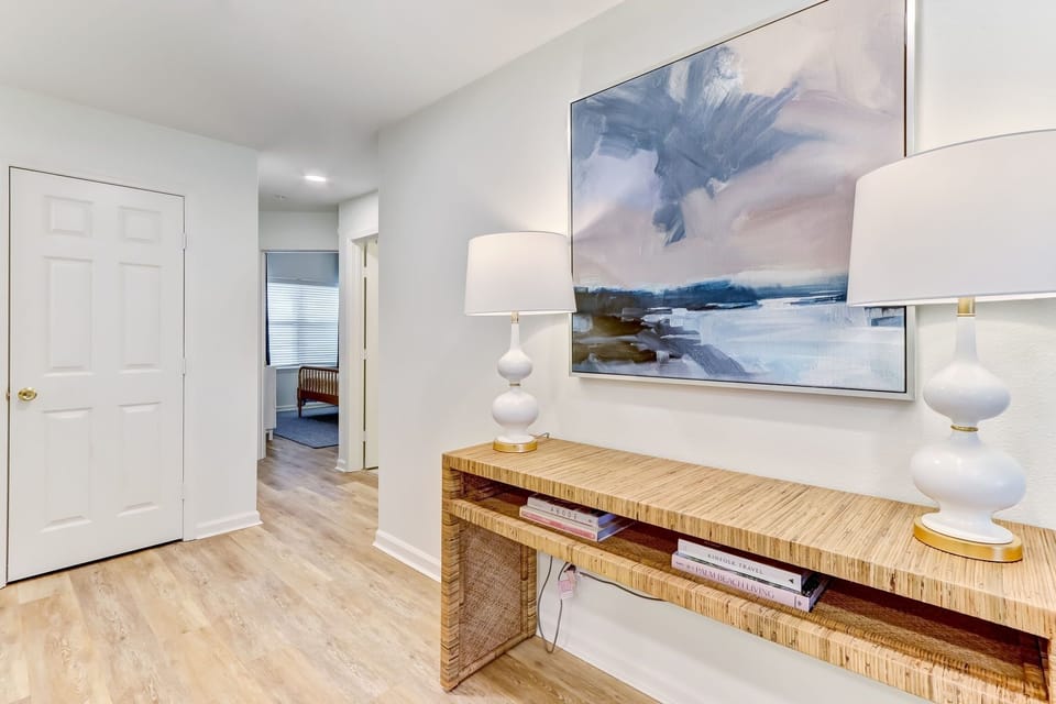 Condo, 3 Bedrooms | Interior