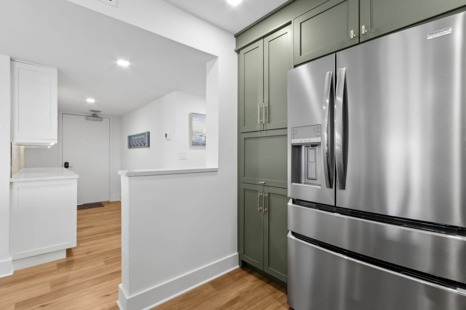 Condo, 2 Bedrooms | Interior