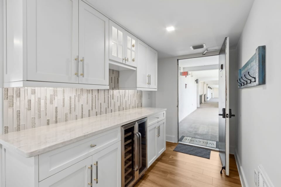 Condo, 2 Bedrooms | Interior