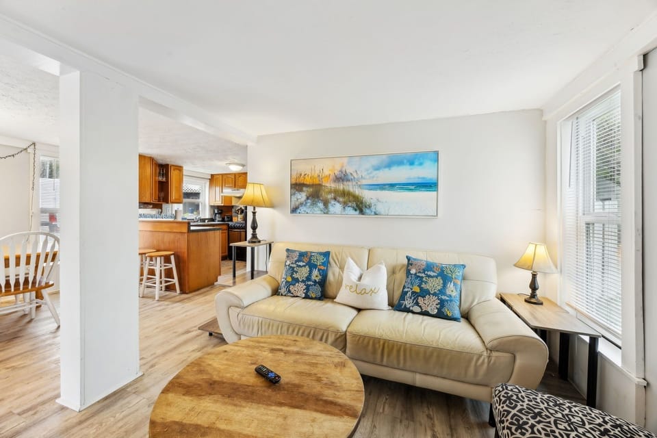 Duplex, 3 Bedrooms | Living area