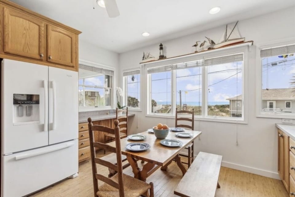 House, 3 Bedrooms | Dining