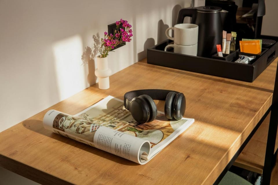 Comfort Double Room, 1 Queen Bed | In-room safe, desk, blackout drapes, free WiFi