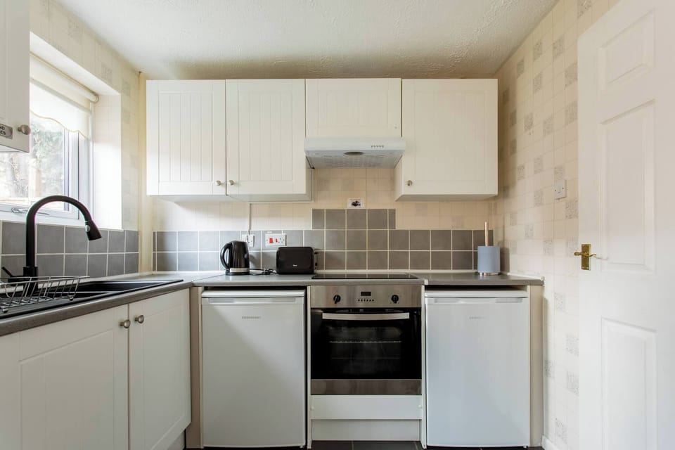 House, 2 Bedrooms, Balcony | Interior
