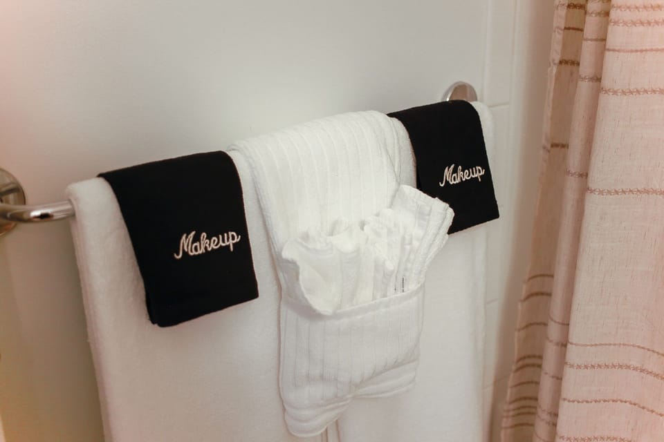 Bathroom amenities