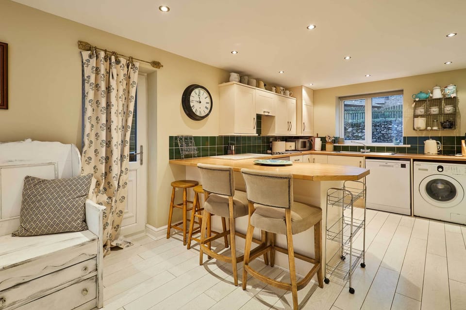 36 Hardy Meadows, Grassington - Host & Stay