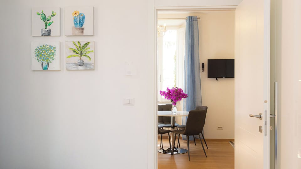 Apartment | Living area
