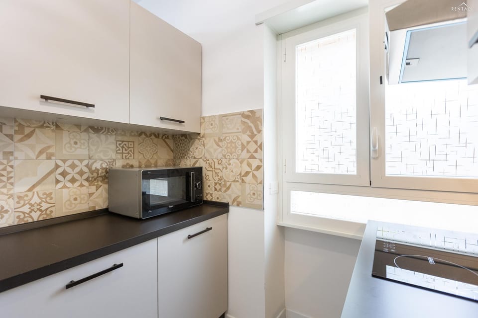Apartment | Private kitchen | Espresso maker, coffee/tea maker, microwave, dishwasher