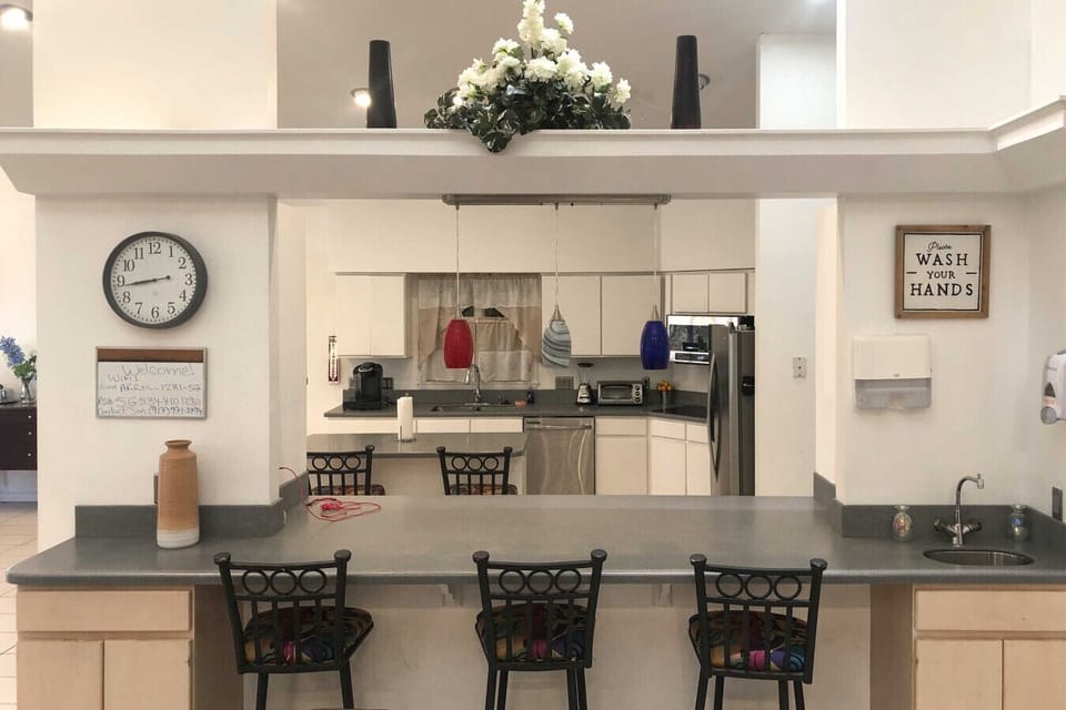 Kitchen | Spacious Prep Area with Bar Seating