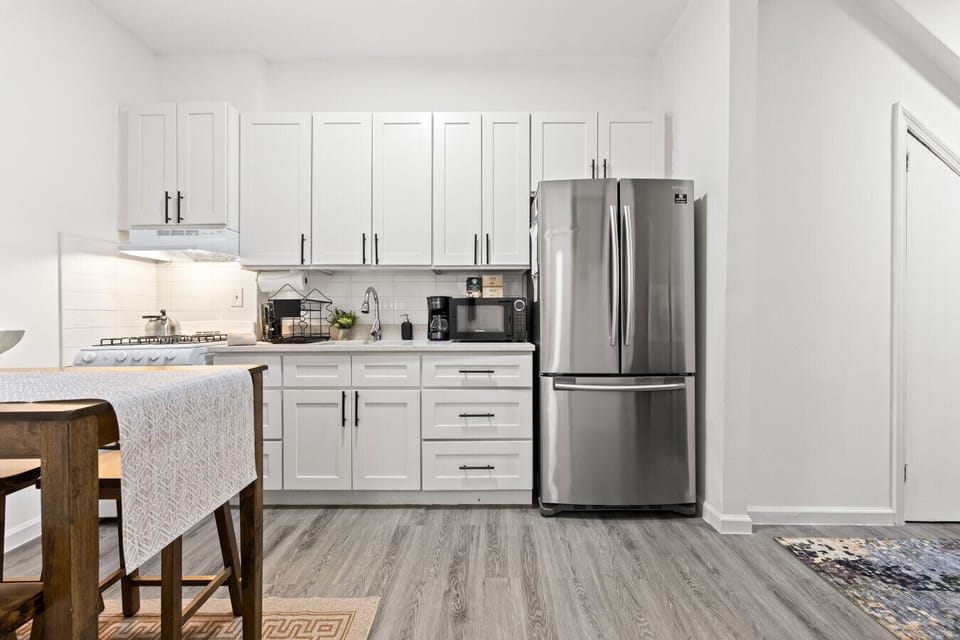 This open, modern kitchen is stocked with the essentials and designed to make cooking simple and stress-free, plus enjoy complimentary coffee during your stay.