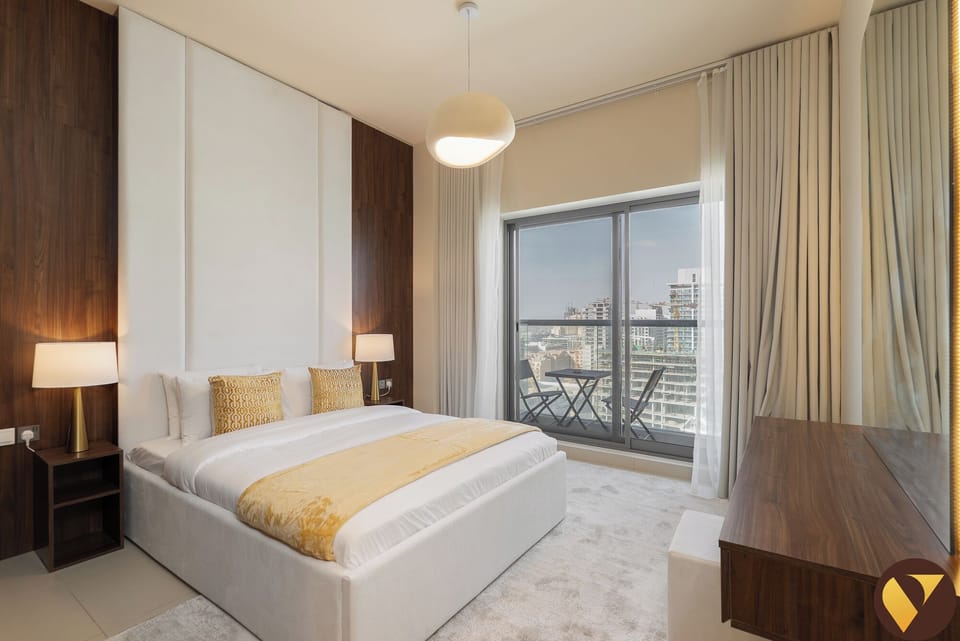 Luxury Apartment, Balcony, Pool View | Egyptian cotton sheets, premium bedding, in-room safe