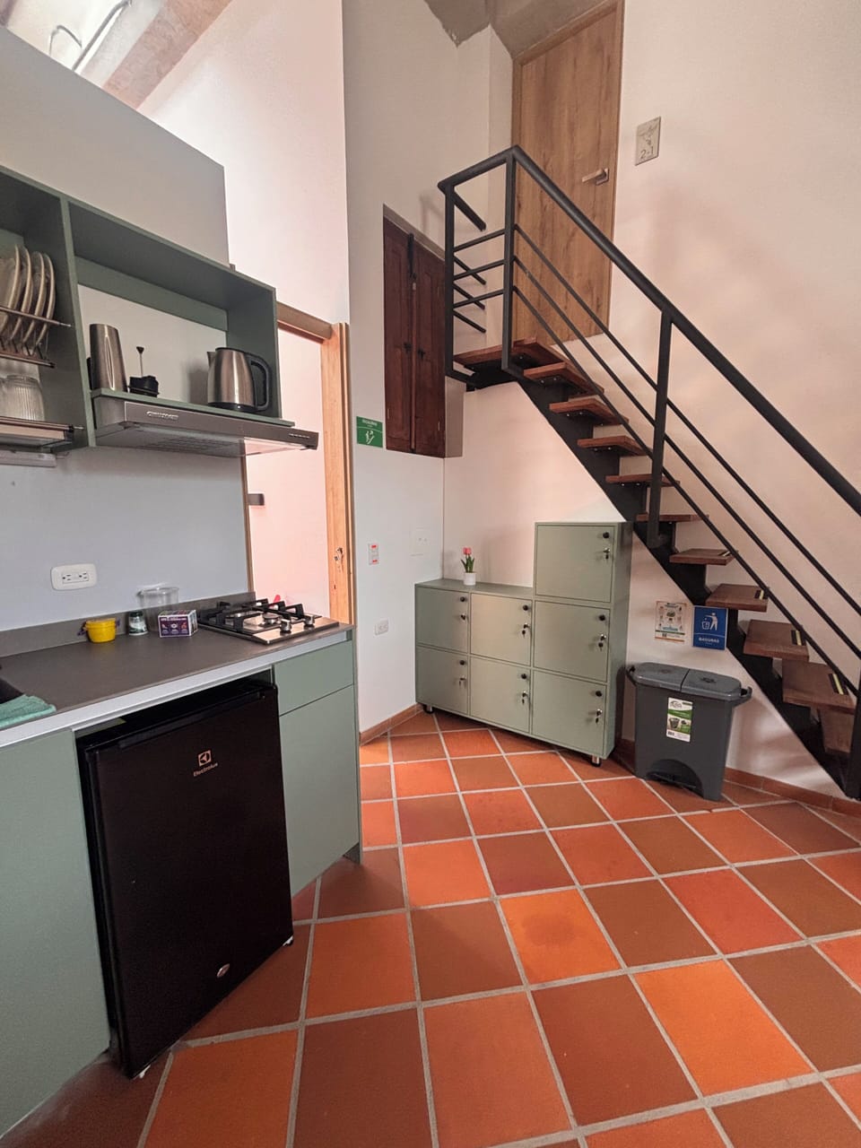 Standard Double Room | Shared kitchen | Shared fridge