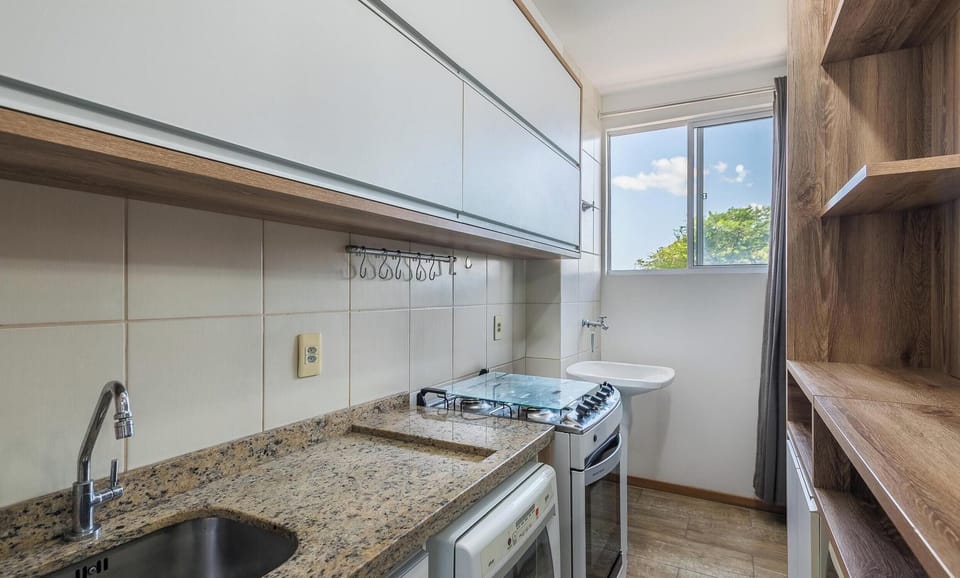 Basic Apartment | Private kitchen