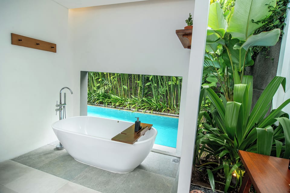 Villa, 1 Bedroom, Private Pool (Daily Afternoon Tea) | Bathroom | Combined shower/tub, rainfall showerhead, free toiletries, hair dryer