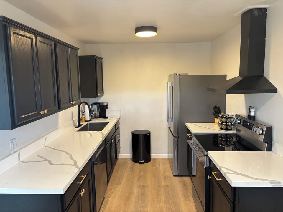 Fully equipped newly remodeled kitchen!