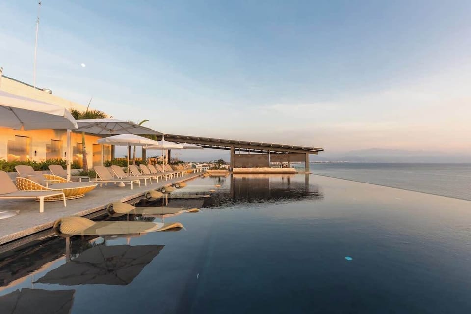 Rooftop heated infinity pool