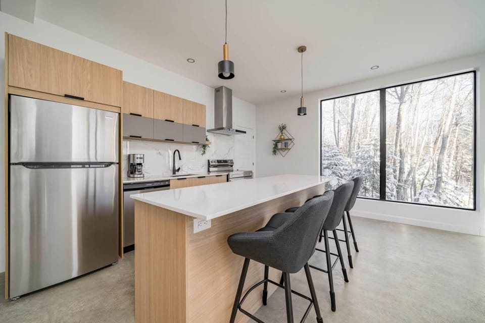 Kitchen vibes: everything fresh, everything right.