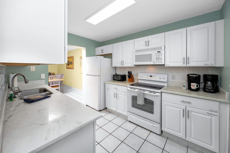 Fully Stocked Kitchen