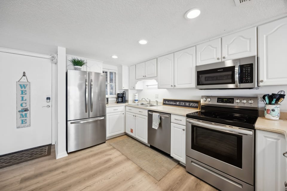 Well equipped kitchen
