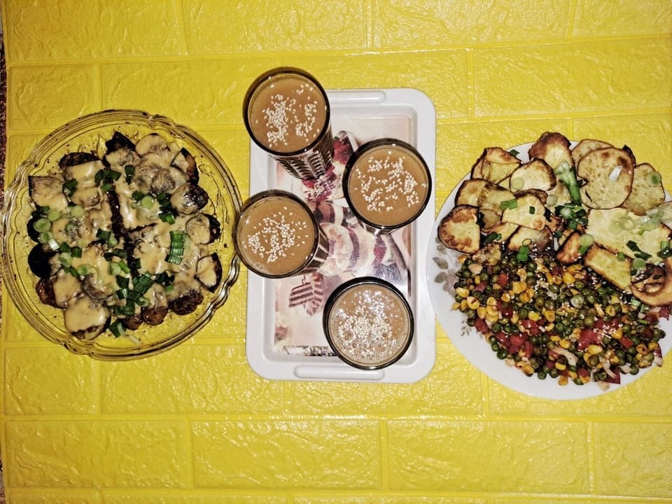 Free daily full breakfast