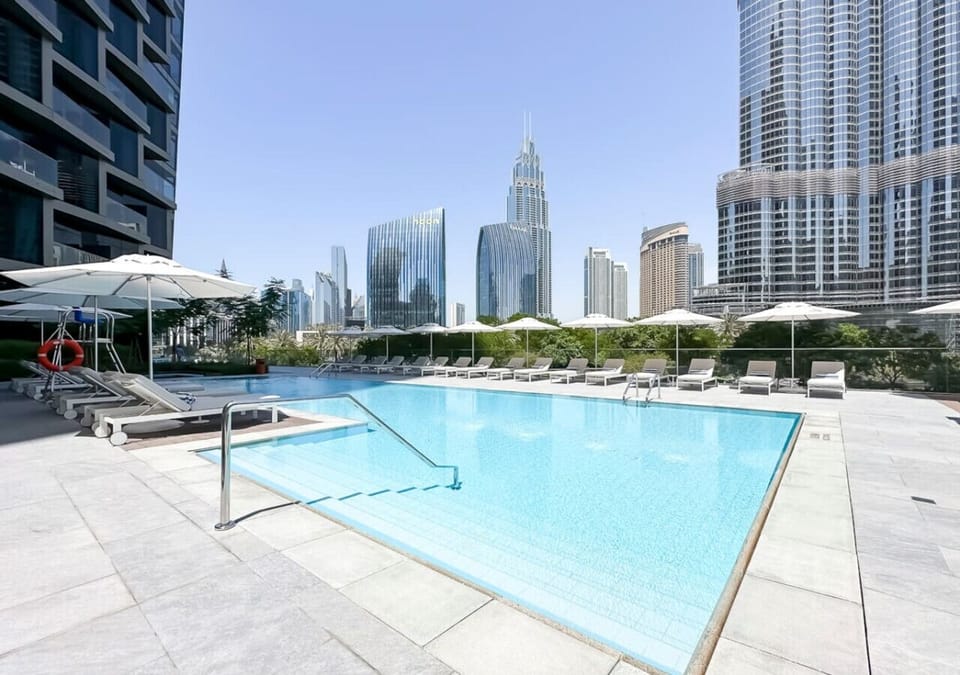 Expansive luxury swimming pool, ideal for relaxed laps and refreshing escapes.