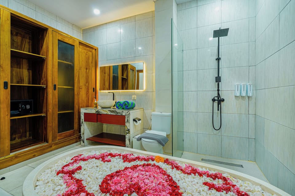 3-bedroom Private pool villa City Sanur Villa in Denpasar