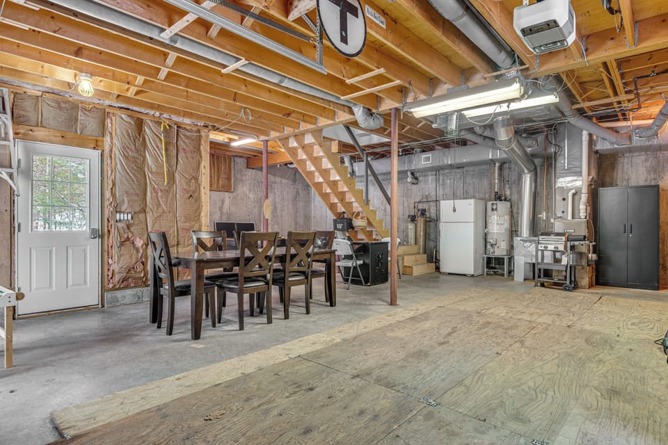 Game Room | Lower Level