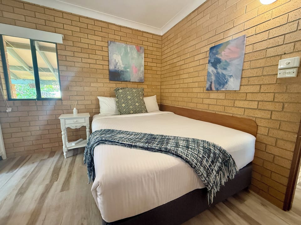 Apartment, Courtyard View | Soundproofing, iron/ironing board, free WiFi
