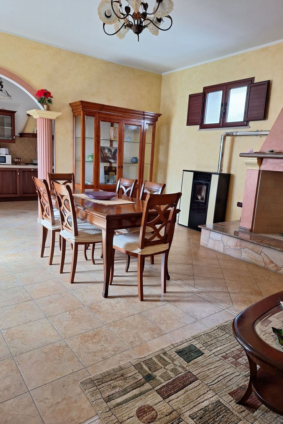 Kitchen / Dining Room