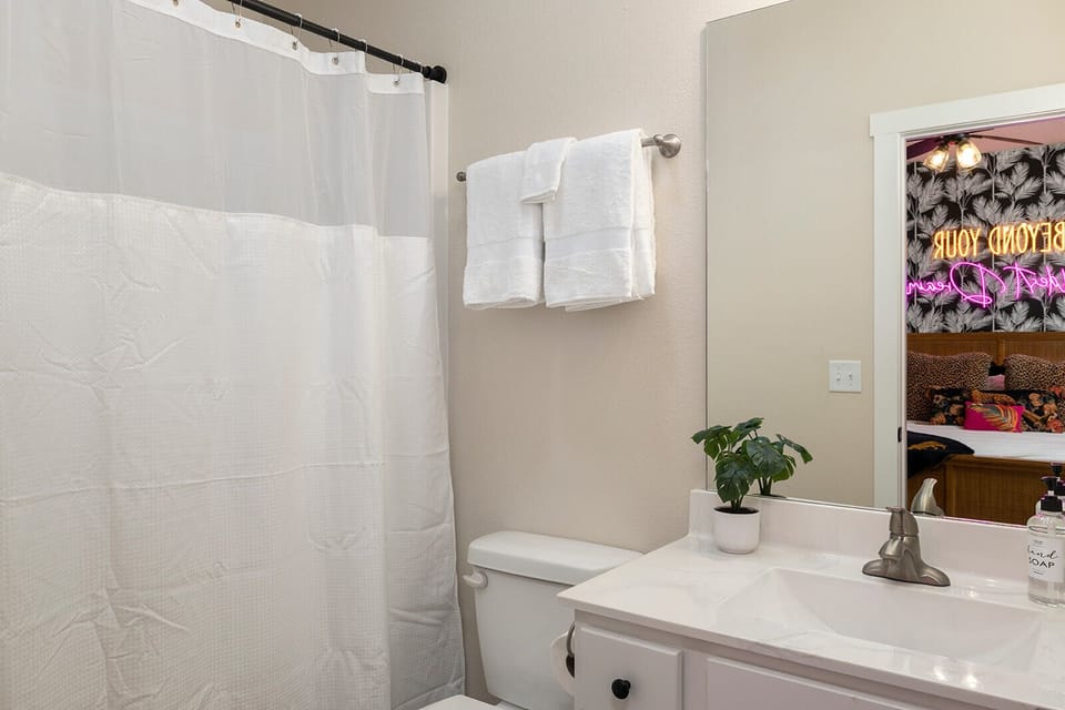ensuite bath