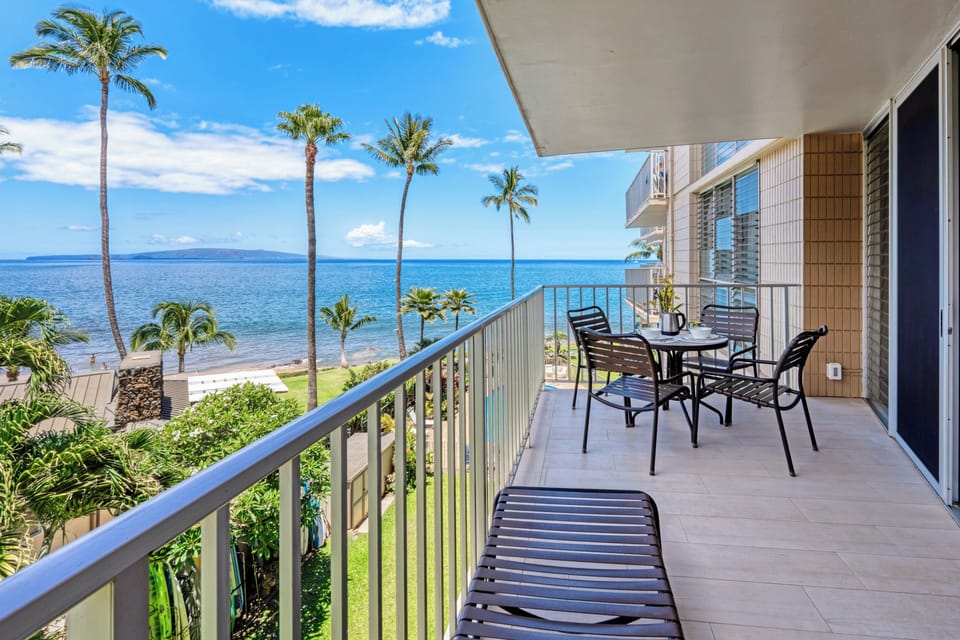 Beautiful lanai views.