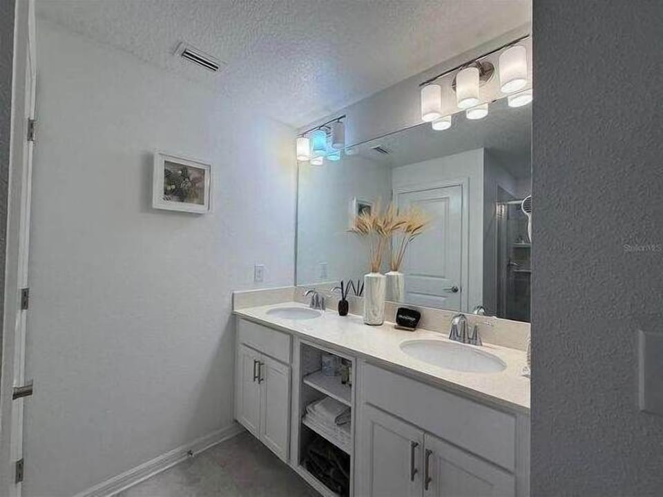 Stunning 3Bd Near Disney Storey Lake 303 4731 Apartment in Kissimmee