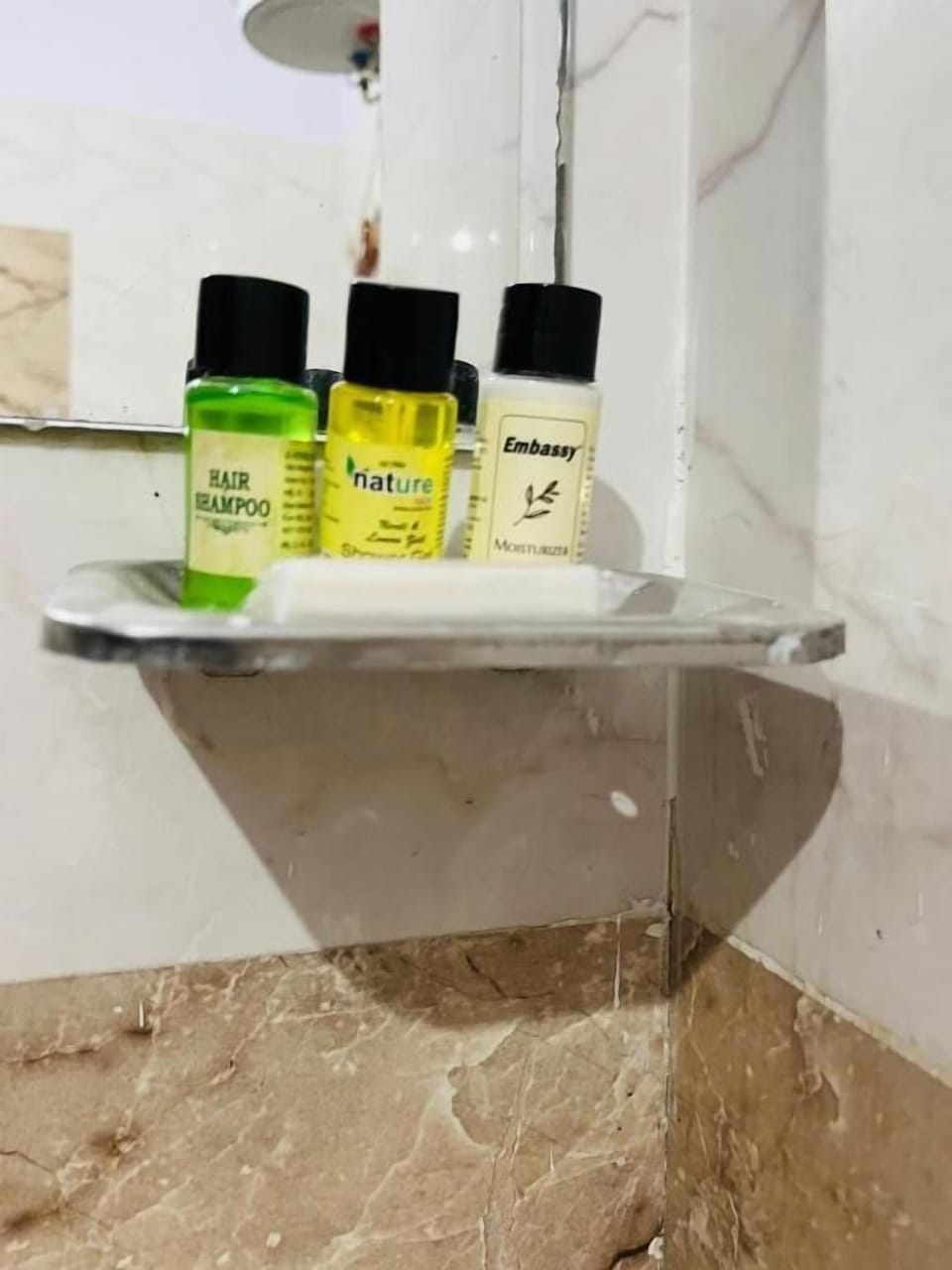 Bathroom amenities