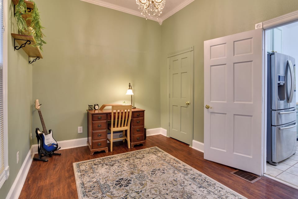 House (2 Bedrooms) | Interior