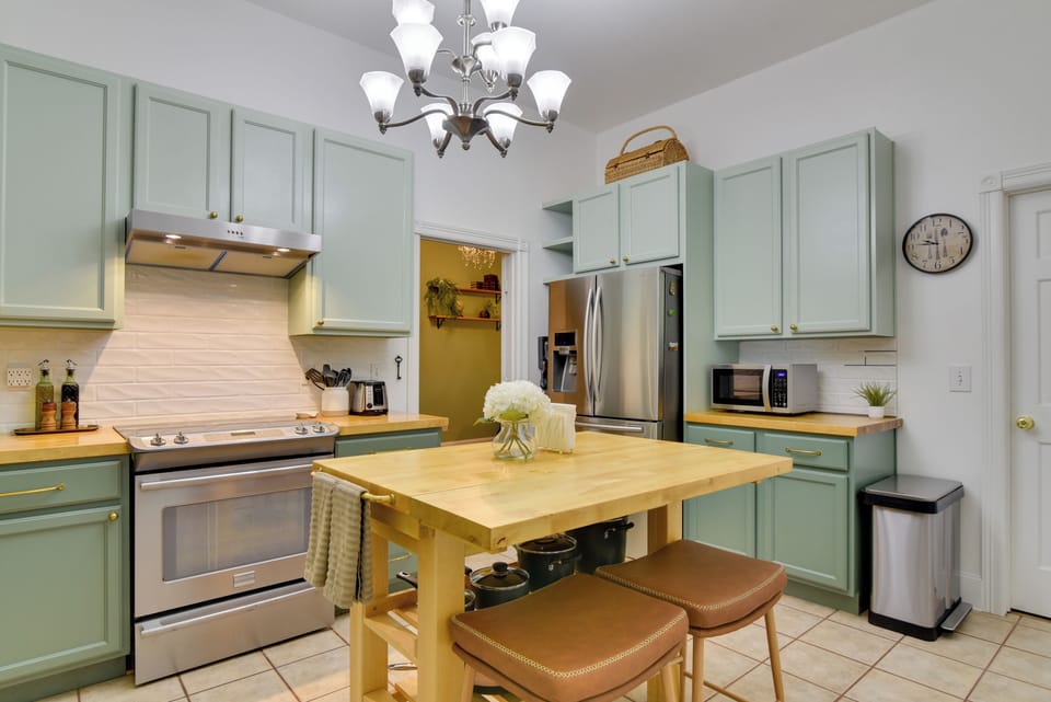 House (2 Bedrooms) | Interior