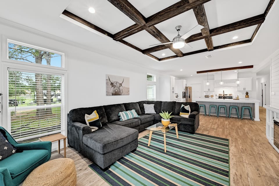 House (4 Bedrooms) | Interior
