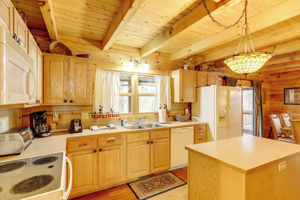 House (4 Bedrooms) | Interior