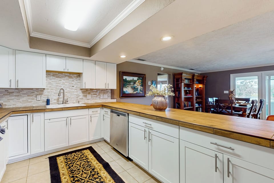 House (2 Bedrooms) | Interior