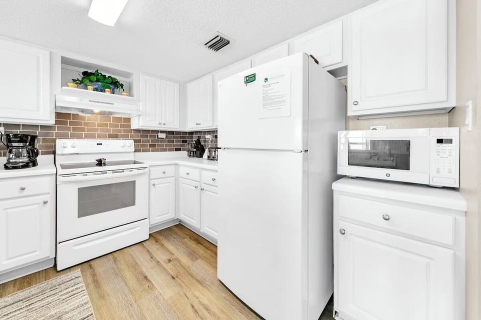 Islander Beach Resort #7005 Kitchen