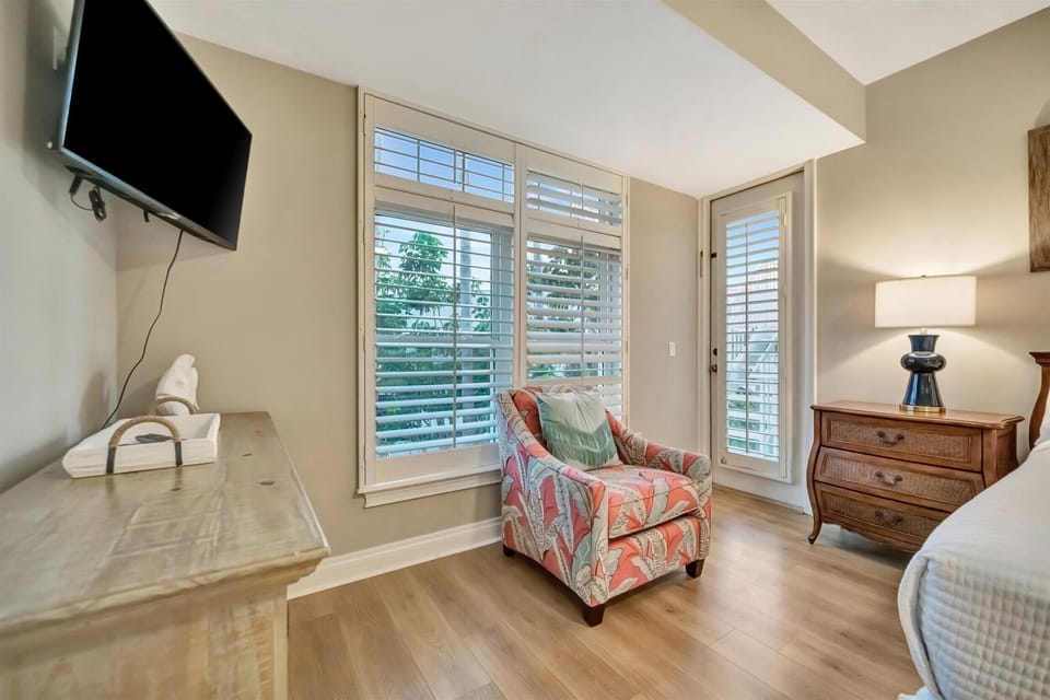 House | 4 bedrooms, desk, high-speed internet