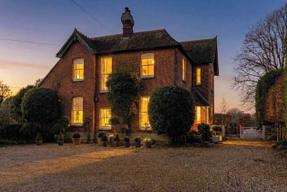 House | 4 bedrooms, Internet