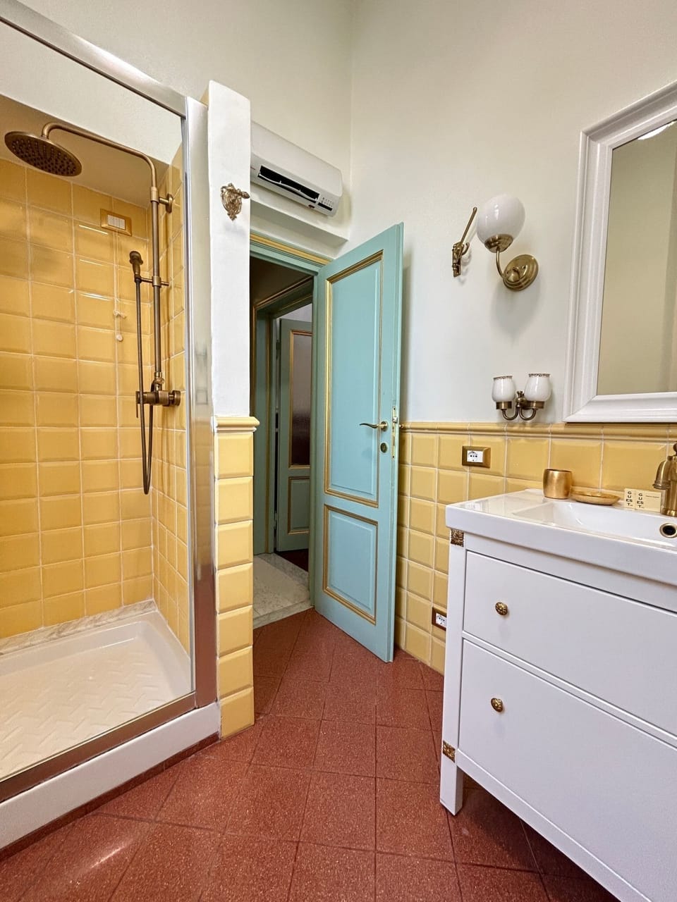 Bathroom / Wellness