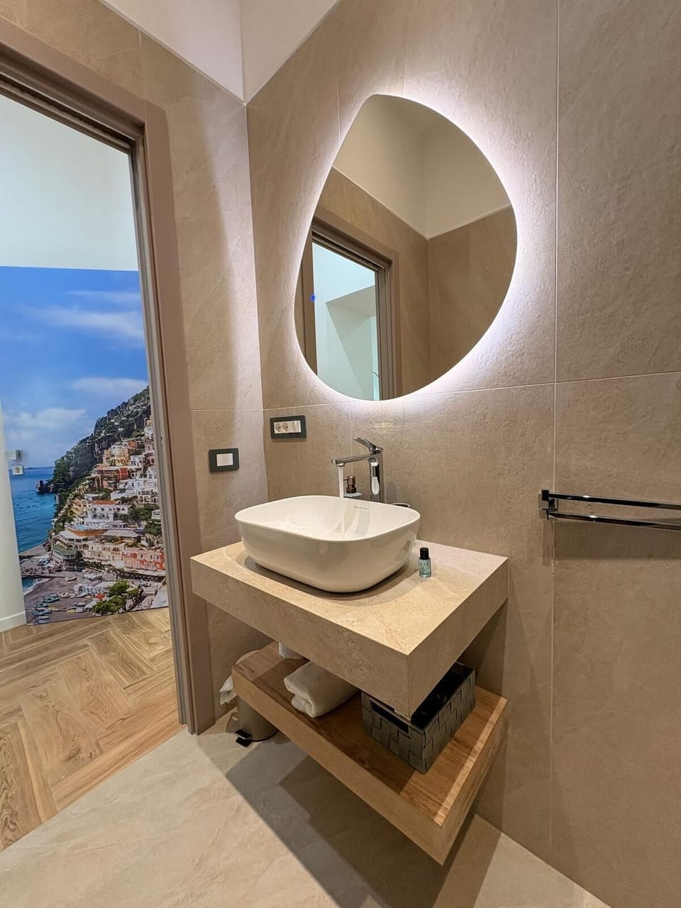 Basic Quadruple Room | Bathroom | Shower, free toiletries, hair dryer, bidet