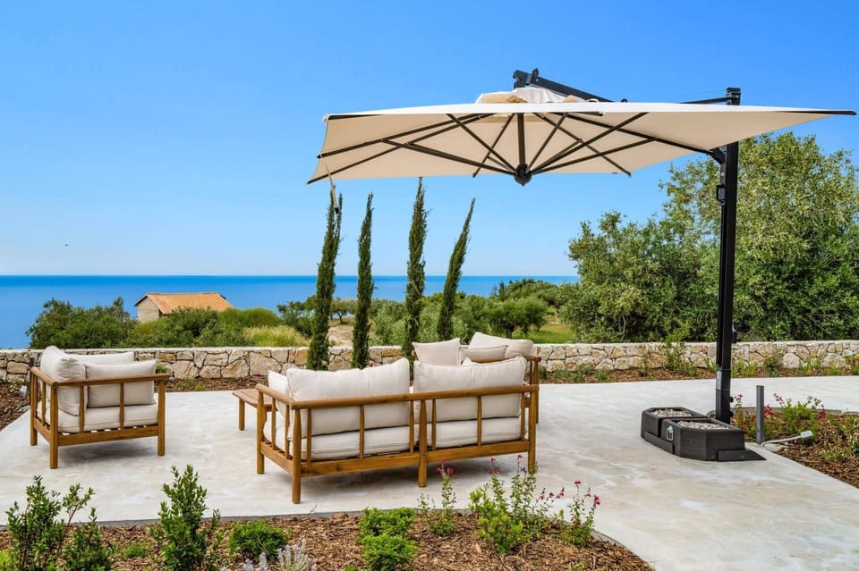 Villa Cypressa image