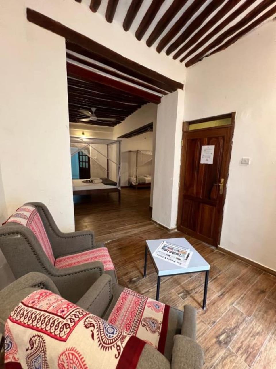Family Room | Soundproofing, free WiFi