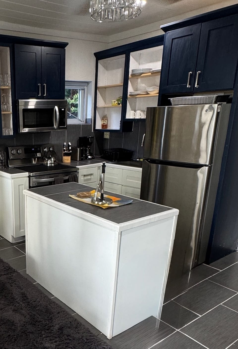 If you want to cook, a full kitchen is available.