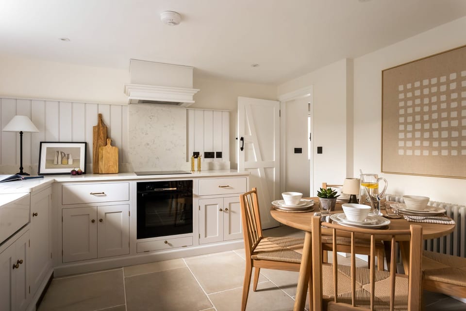 1 Horseshoe Cottages - Kitchen