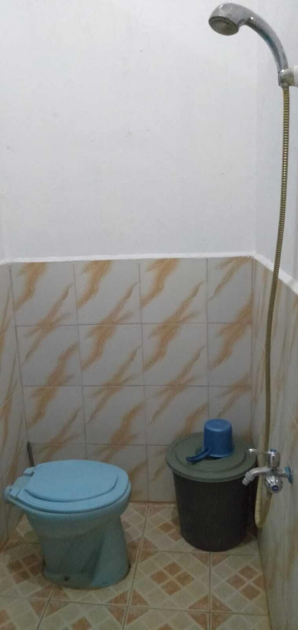 Standard Double Room | Bathroom