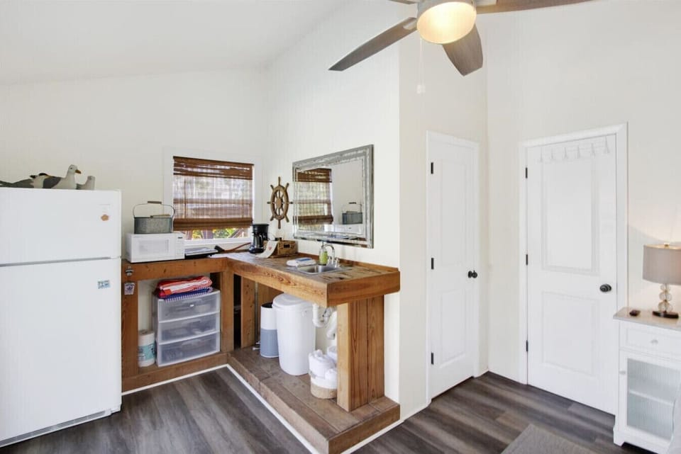 Kitchen area