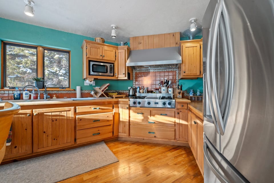Fully equipped kitchen