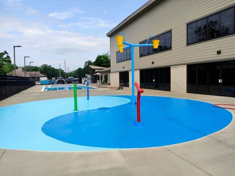 Guests have access to Four Seasons Aquatic Center & Pools